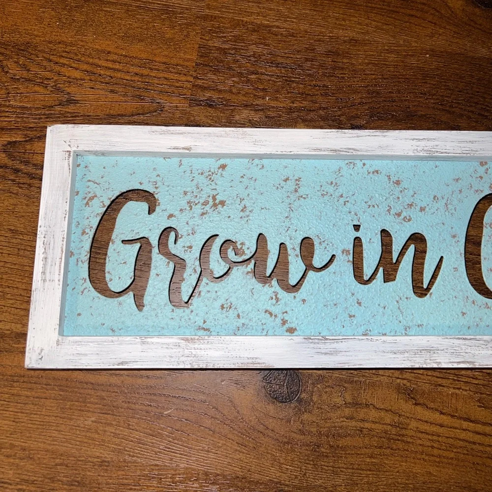 ⭐️Rustic Blue 'Grow in Grace' Wall Decor Hanging Sign 18x5.9in - Picture 2 of 6
